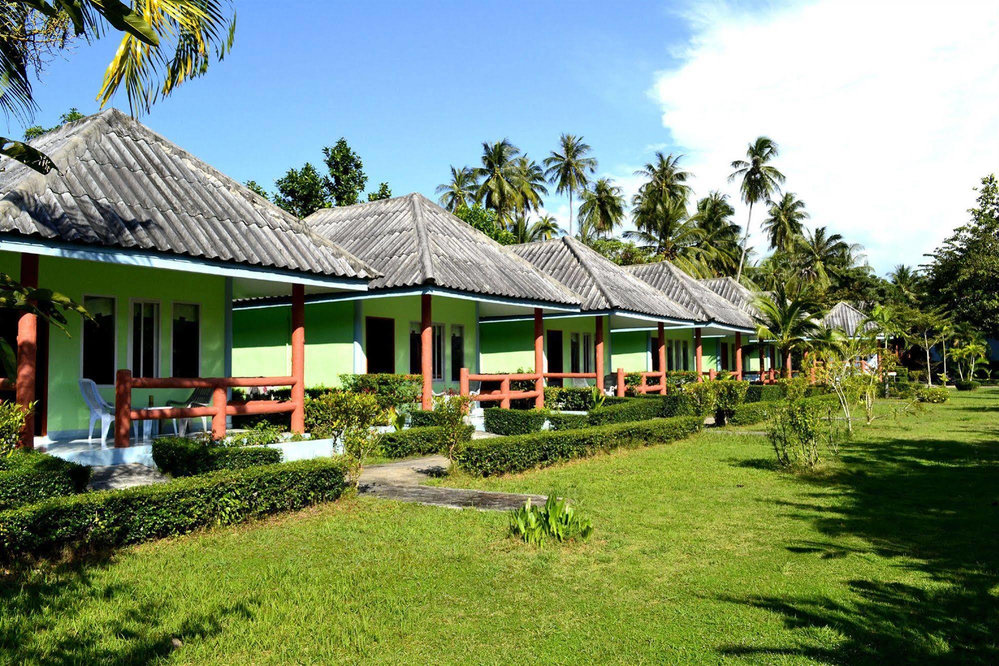 Koh Yao Chukit Dachanan Resort Ko Yao Noi Exterior photo